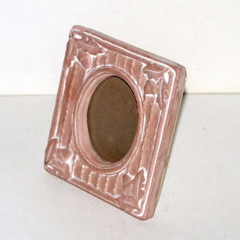 Cathy Gamble Photo Frame Meadow Crest 1983 Terracotta Clay acorn country house
